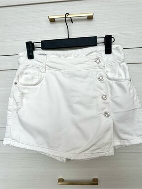 Zara White womens wrap skort- small